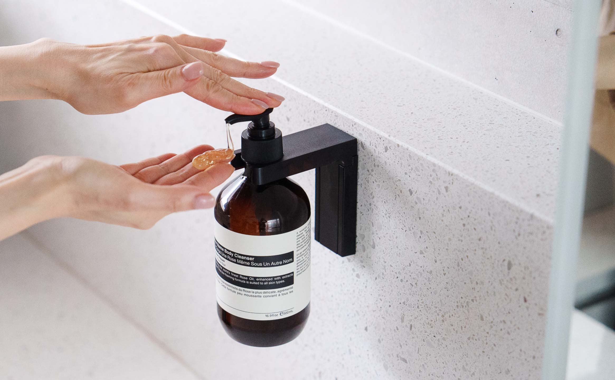 Aesop専用ホルダー「Sopic」イメージ